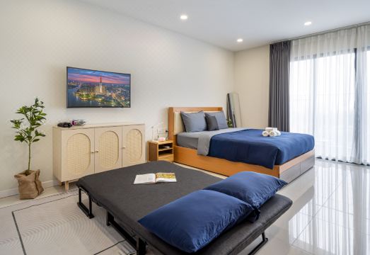 Hearth and Home Lavida (5 mins to Korea Town) 이미지