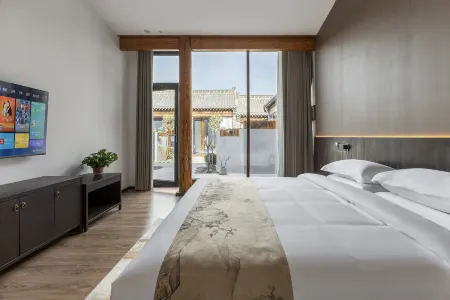 Yunbo Hot Spring Resort Hotel Отели рядом с достопримечательностью «Xinzhou Ancient City - South Gate Tower»