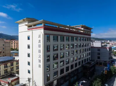 Shangri La Moonlight International Hotel Các khách sạn ở Shangri-La Bus Station