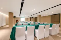 Homeinn Plus Hotel (Zhengzhou Erqi Wanda Plaza Second People's Hospital Subway Station)