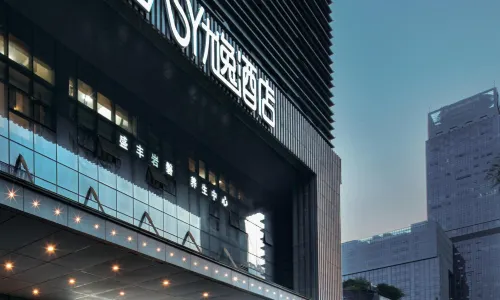 UEASY Hotel (Liuzhou Yaobu Ancient Town The Mixc)
