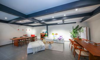 Lanwu X-Space Guesthouse (Huangshan Xixinan Ancient Village Branch)
