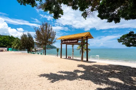 Huidong Xunliao Bay Whale Landing RV Campsite Отели рядом с достопримечательностью «Jinyintan Beach»