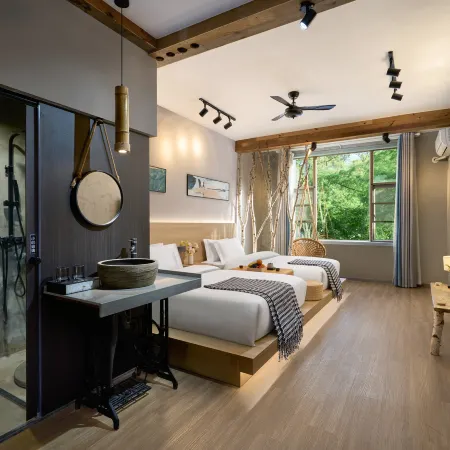Zen-Inspired Hot Spring Spa - Ten Directions and Three Courtyards