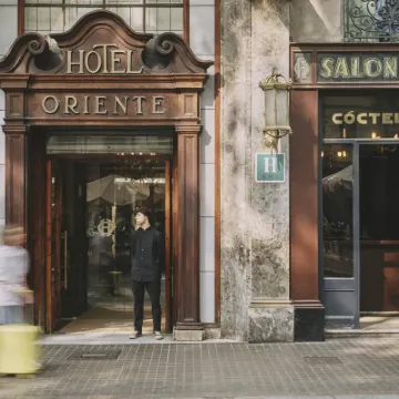 Oriente Atiram Hotels in der Nähe von Mercat de la Boqueria