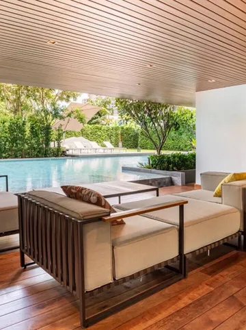 รูปภาพของเทียร่า เรสซิเดน