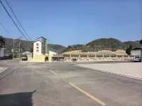 Smooth and affordable rural residents' accommodation Hotels in Pingshun County