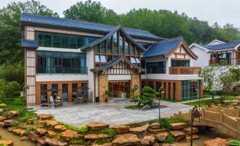 Lujiang Qingxidu B&B (Hefei bathing pool Hot Spring Tourist Resort)