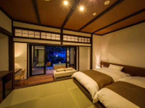 Shirakabeso Hotels in Izu