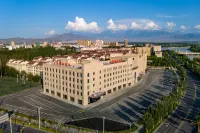 Jinghe Jinghe International Hotel Các khách sạn gần Jinghe Sports Athletic Field