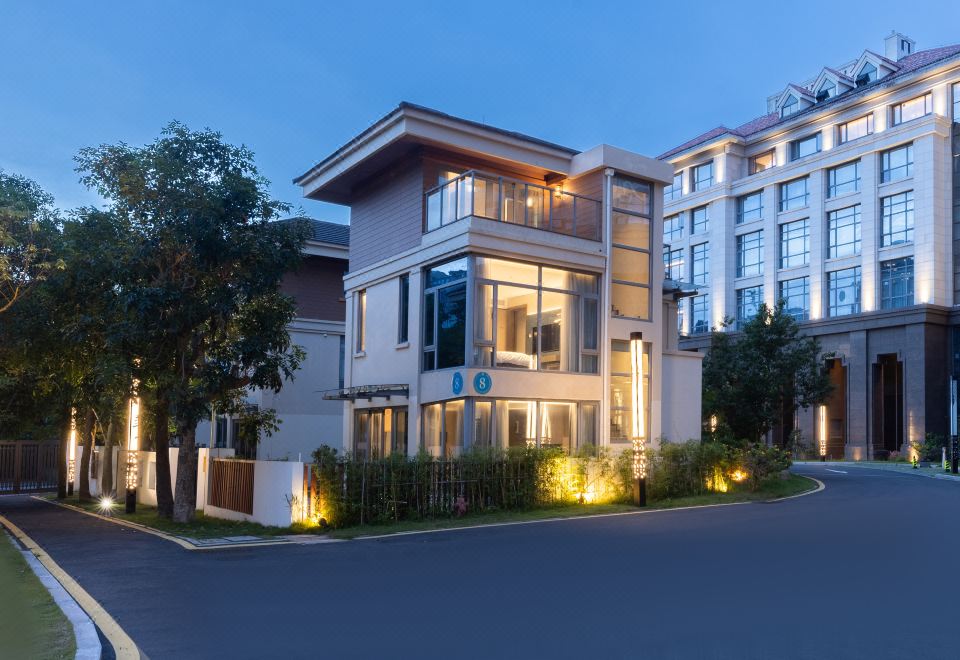 3. 둥산 푸라이시 ..