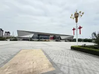 方城英達飯店（亞龍國際商博城東門店）