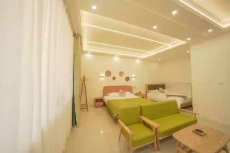 Gongliu Yuyuan Pavilion Homestay Отели в г. Гунлюй