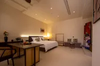 Dunhuang Minglu Designer Guesthouse - สระว่ายน้ำส่วนตัว