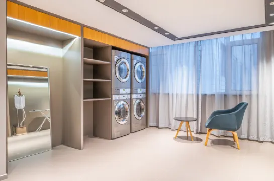 Home Inn Business Hotel (Xizhaosi Street Branch, Guangqumen Inner Subway Station, Beijing) Общественные зоны Photos