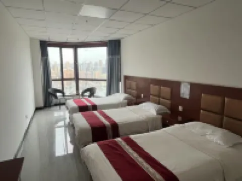 Baiyinze Peak Business Hotel