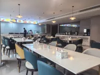 世紀豊瑞インターナショナルホテル（榕江県政府古州大河口埠頭）