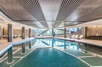The Langham, Gold Coast and Jewel Residences - 5-Star
