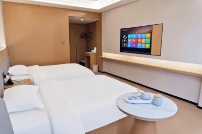 Huyue·English Hotel (Shizhong Park Branch) Hotels near Dafu Temple