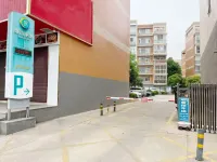城市便捷酒店（孝感大悟碧水華庭店） - 停車場