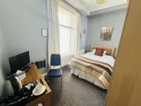 더 조지 호텔 몬트로즈  호텔