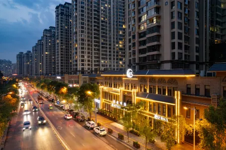 Shengxin Hotel (Yan'an Pagoda Mountain store) Отели рядом с достопримечательностью «Eighth Route Army General Headquarters Address Wangjiaping»