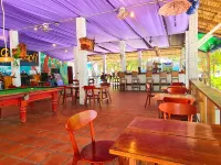 Koh Rong Beach Hostel and Bungalows Hotels near Long Set Beach