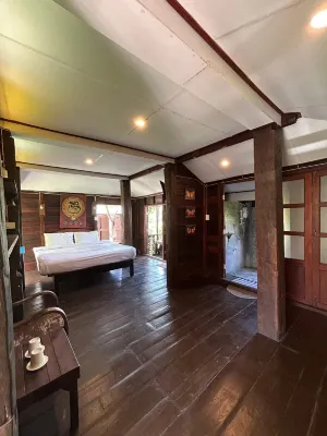 Boon Homestay Hotels near Dutch Farm