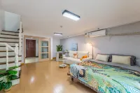 Traveler Homestay (Kazimen Subway Station Lvguo Vientiane Douhui)