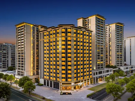 Ji Hotel (Chengdu Xibo City Xinglong Lake Wetland Park) Отели рядом с достопримечательностью «Beijing University of Aeronautics and Astronautics»