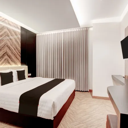 Townhouse OAK Near The Park Mall Semarang Formerly Semarang Boutique Hotel