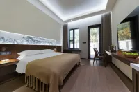 Yining Qiexing Homestay Hotel di Yining