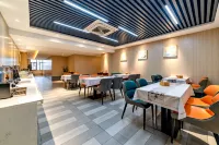 EGRET ART HOTEL