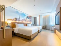 Vienna Hotel (Taizhou Xianju Wuyue Plaza) Hotels near Xianju Night Market
