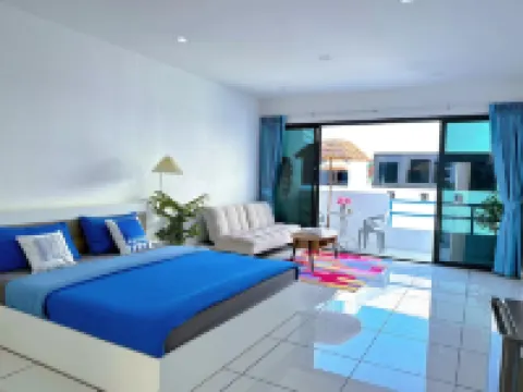 莫娜麗莎天堂泳池飯店