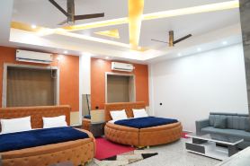 Viraj International Hotel