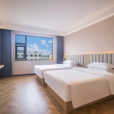 Qianyue Elegant Residence | AWAKENING · ETHEREA Zero Pressure Design Hotel (Baofeng Railway Station)
