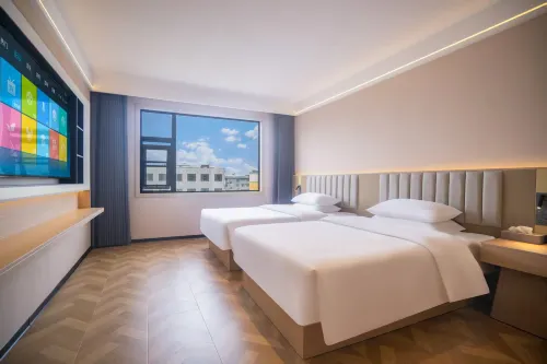 Qianyue Elegant Residence | AWAKENING · ETHEREA Zero Pressure Design Hotel (Baofeng Railway Station) - 2-Star
