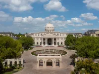 JINMAO PURELAX TAICANG ROSE MANOR Hotels near Tongjue Temple