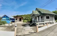 Sea you soon at Kohsichang Hotels in Ko Sichang District