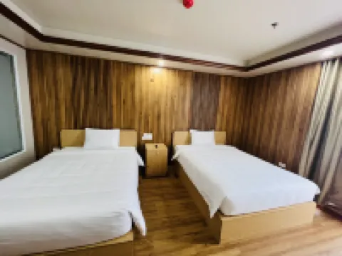Thien An Hotel Hotels in Huong Thuy