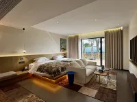 Shaojian · Yanpodu | Sheye · Hot Spring Private Bath Boutique Stay (Huoqiu) - parking