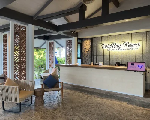 Twin Bay Resort Koh Lanta Hotels near Saladan Pier