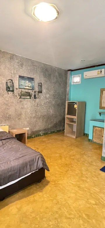 ห้องสแตนดาร์ด เตียงใหญ่ 1 เตียง