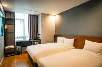 Arban City Hotel - balcony
