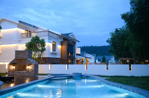 Maoshan Forest World Resort · Forest Villa (Official Store)