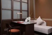 Dingnan Grand Skylight International Hotel - parking