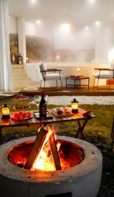 Shili Yunshe · INS Designer's Light Luxury Hot Spring Resort & B&B (Anji Yunshang Grassland Branch) Hotels near Daxi Village