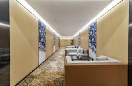 Miaohuang Royal · Cloud Realm & Wild Trace High-Altitude Scenic View Hotel