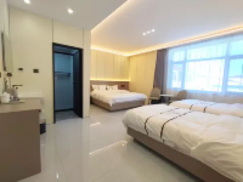 Yingyou Zhijia Homestay (Da Platform Wusong Scenic Area) Hotels in Xunke